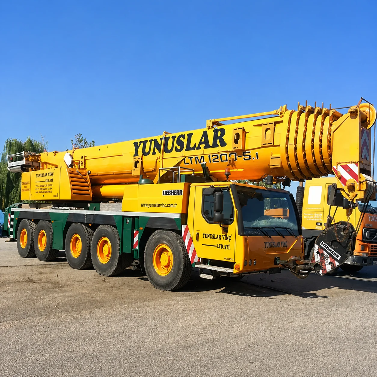 Liebherr LTM 1200-5.1